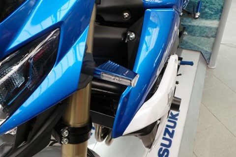 Suzuki GSR750 Rizoma Suzuki GSR750 Rizoma