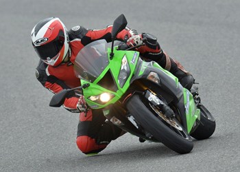 Kawasaki ZX-6R 636 Kawasaki ZX-6R 636