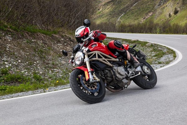 Ducati Monster 1100