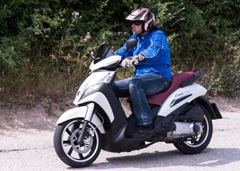 Peugeot Geopolis 300