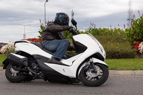 Honda Forza im Alltag