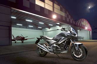 Honda NC750X neu 2014