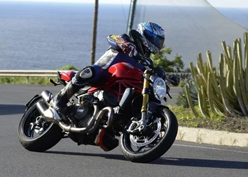 Ducati Monster 1200 S Ducati Monster 1200 S