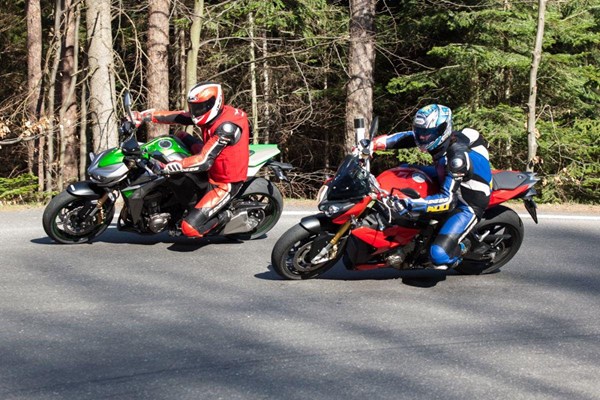 S 1000 R vs. Z1000 S 1000 R vs. Z1000