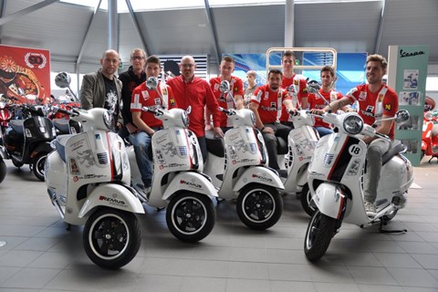 Admira Wacker Vespas