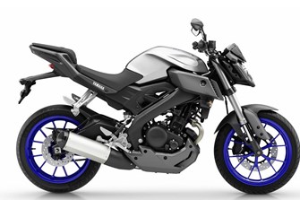 MT125 vs. KTM Duke 125 Vergleichstest MT125 vs. KTM Duke 125 Vergleichstest