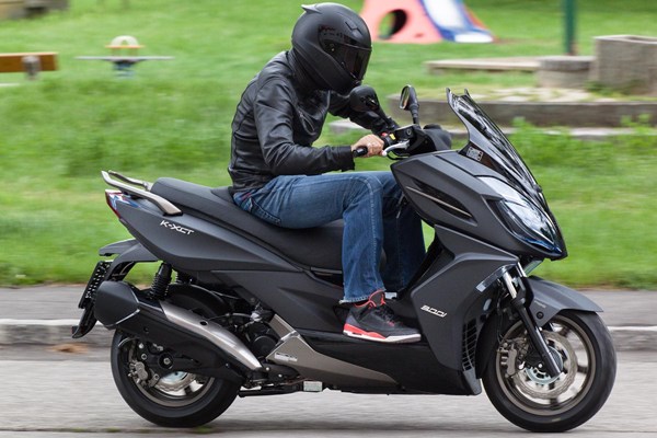 Kymco K-XCT 300i Test Kymco K-XCT 300i Test