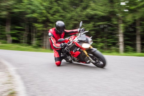 BMW S 1000 R Roadshow-Test