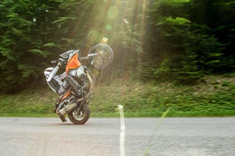 KTM 1190 Adventure KTM 1190 Adventure