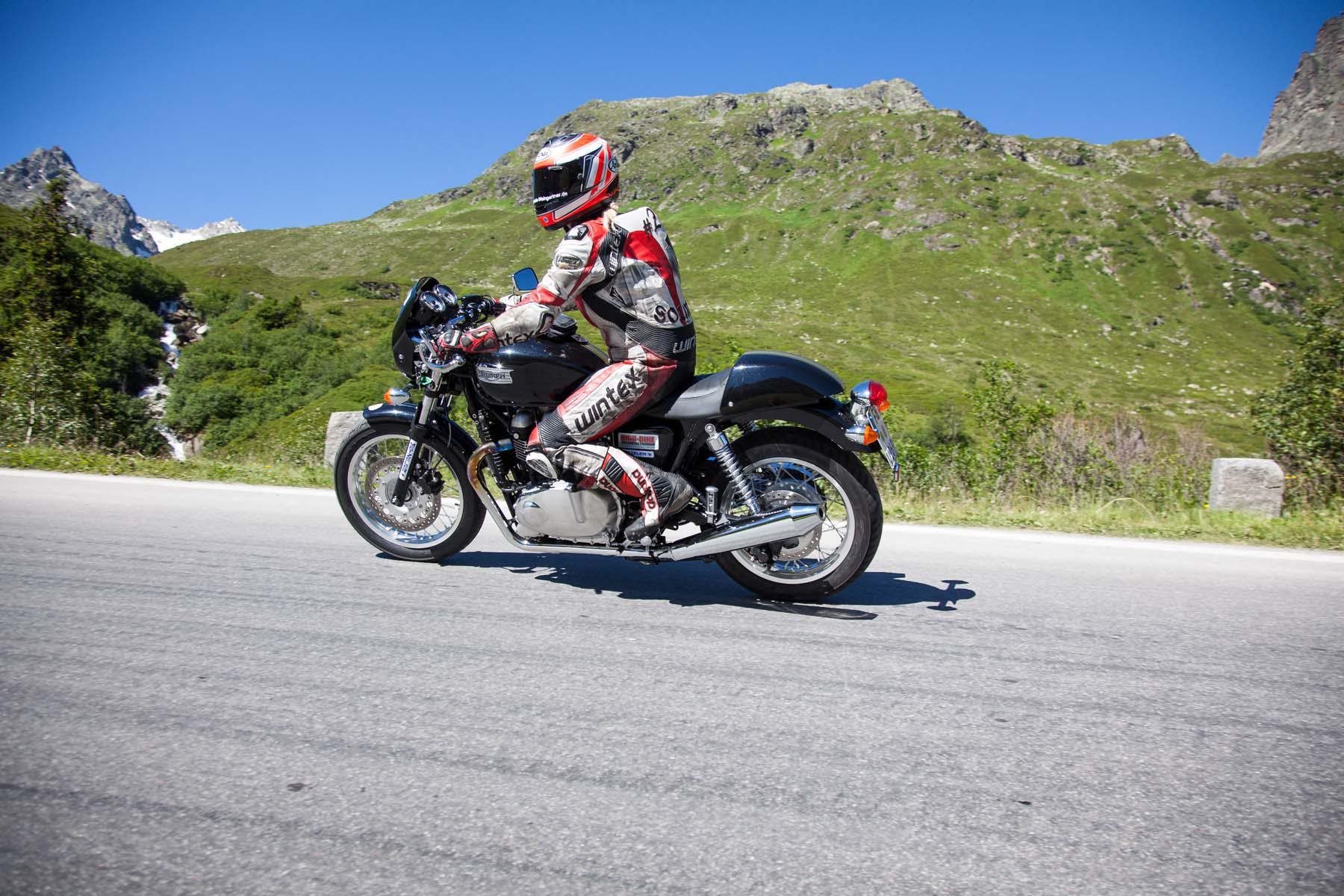 BMW vs Triumph Classic Vergleichstest