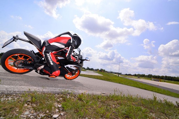 KTM RC125 Test