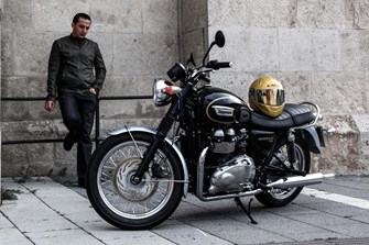 Triumph Bonneville T100 Test Triumph Bonneville T100 Test