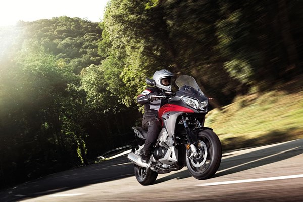 Neuer Honda VFR800X Crossrunner 2015 Neuer Honda VFR800X Crossrunner 2015