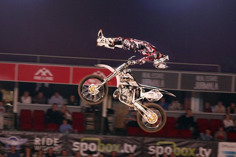 INTERMOT 2014 und NIGHT of the JUMPS: FMX im Doppelpack