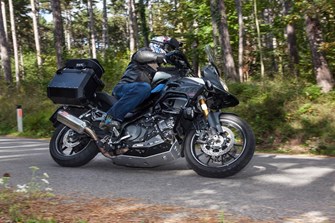 SW-Motech Tuning und Gepäck für die Suzuki V-Strom 1000 SW-Motech Tuning und Gepäck für die Suzuki V-Strom 1000
