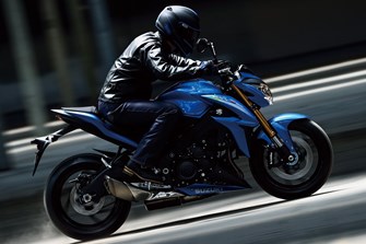 Suzuki GSX-S1000 Suzuki GSX-S1000