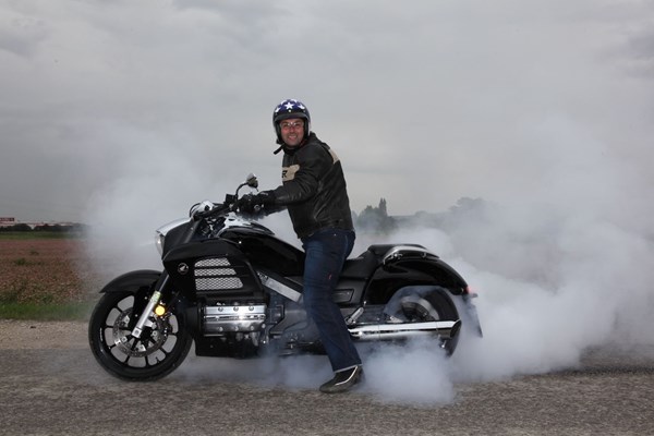 Honda Goldwing F6C Test