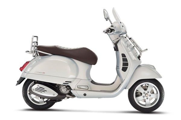 Vespa GTS 300 ie Touring Vespa GTS 300 ie Touring