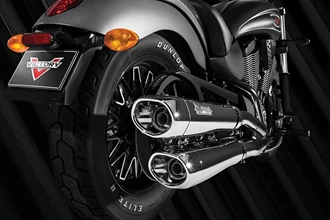Victory Cruiser & Akrapovic Aktion Victory Cruiser & Akrapovic Aktion