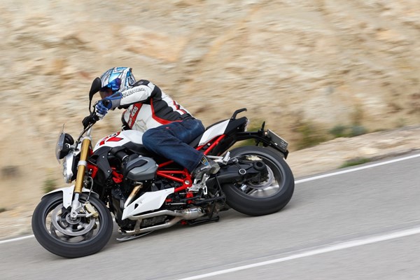 BMW R 1200 R 2015 Test
