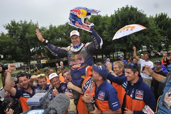 KTM feiert 5. Sieg von Marc Coma und 14. Dakar-Titel in Serie KTM feiert 5. Sieg von Marc Coma und 14. Dakar-Titel in Serie