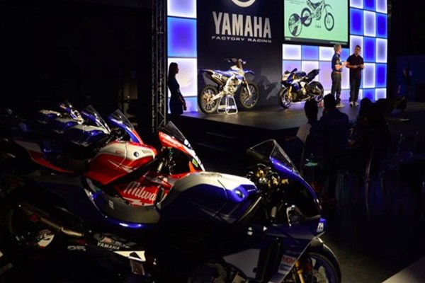 Yamaha R1 Rennbikes