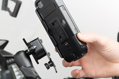 Smartphone Hardcases von SW-Motech