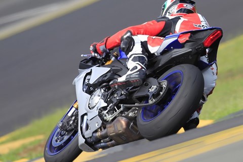 Bridgestone RS10 und RS10R