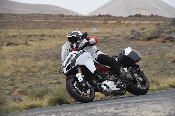 Ducati Multistrada 1200 S Test 2015