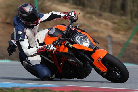 KTM 1290 Super Duke R - Öhlins Fahrwerk