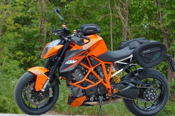 KTM 1290 SuperDuke Tourer
