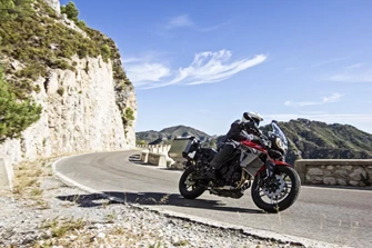 Triumph Tiger 800 XRT und XCA Triumph Tiger 800 XRT und XCA