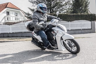 Kymco People One 125 Test 2015