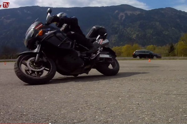 Varahannes testet Bridgestone Battlax A40 Adventure