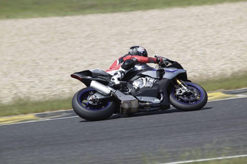 Bridgestone V-02 Quickcheck Bridgestone V-02 Quickcheck