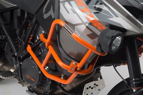 Robuster Protektor für KTM 1050/1190 Adventure