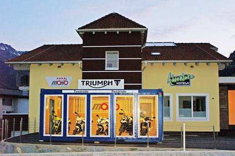 Triumph kooperiert mit MoHo 2015