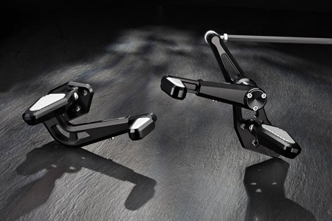 Fußrasten für Softail-Modelle von WUNDERKIND-Custom