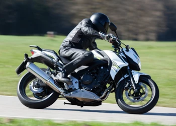 Honda CB500F Naked Bike Test Honda CB500F Naked Bike Test