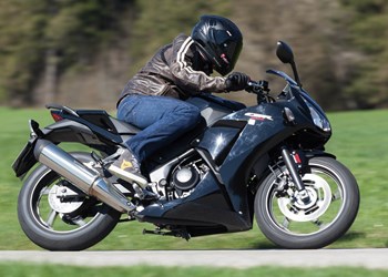 Honda CBR300R Supersport Test