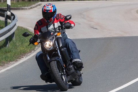 Honda CTX700N Cruiser Test