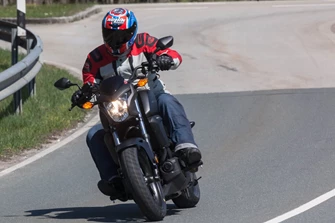 Honda CTX700N Cruiser Test Honda CTX700N Cruiser Test