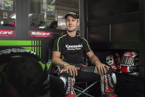 Kawasaki Racing Team- und Tom Sykes Kollektion 2015