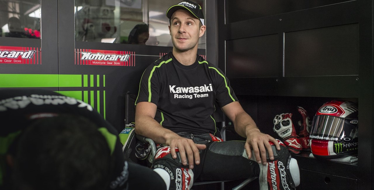 Kawasaki Racing Team- und Tom Sykes Kollektion 2015