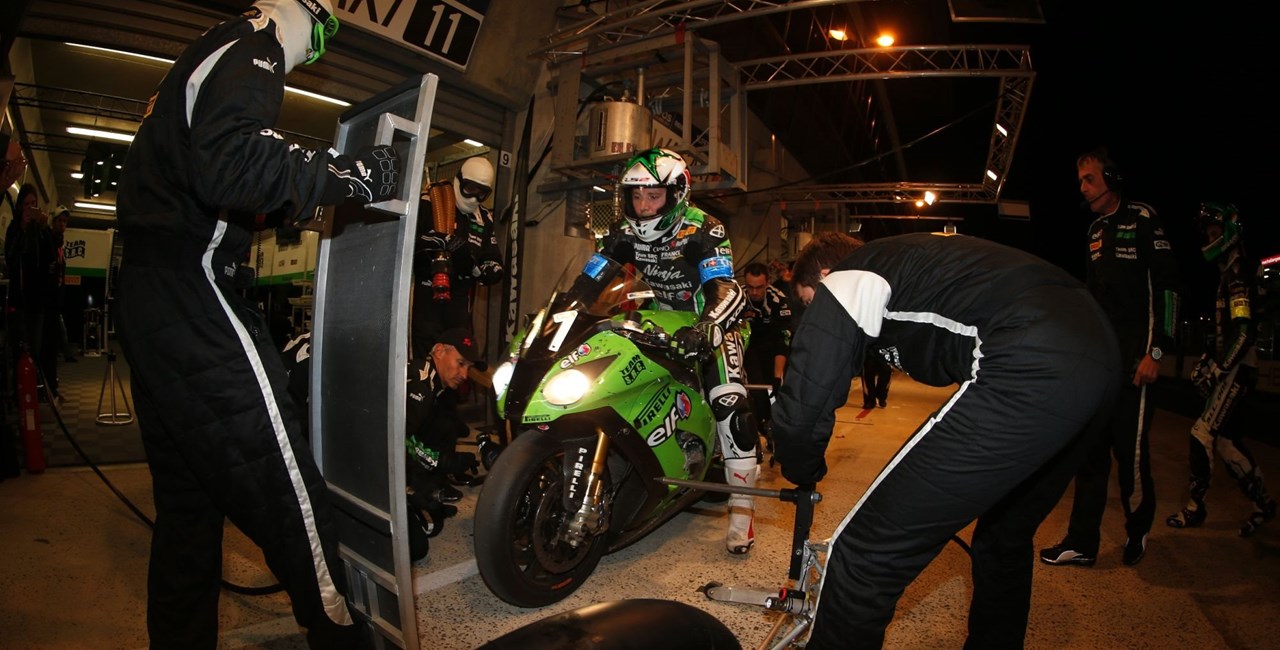 Kawasaki beim 8-Stunden-Rennen in Suzuka 2015