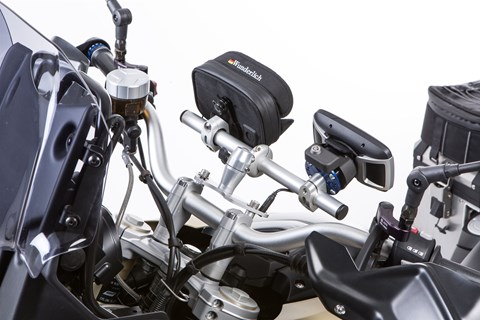 Neuer Geräteträger von Wunderlich für zahlreiche BMW-Modelle