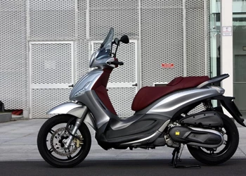 Piaggio Beverly 350ie Sport Touring Test 2015 Piaggio Beverly 350ie Sport Touring Test 2015