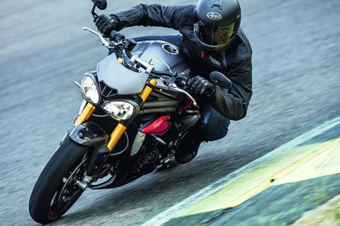 Triumph Speed Triple R und Speed Triple S 2016