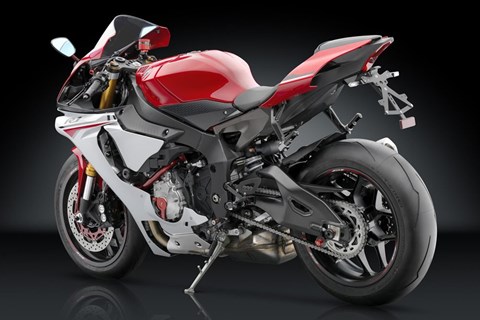 Rizoma Neuheiten 2016 für die Yamaha YZF R1 Rizoma Neuheiten 2016 für die Yamaha YZF R1
