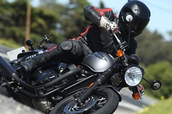 Triumph Bonneville T120 Black Test 2016 Triumph Bonneville T120 Black Test 2016